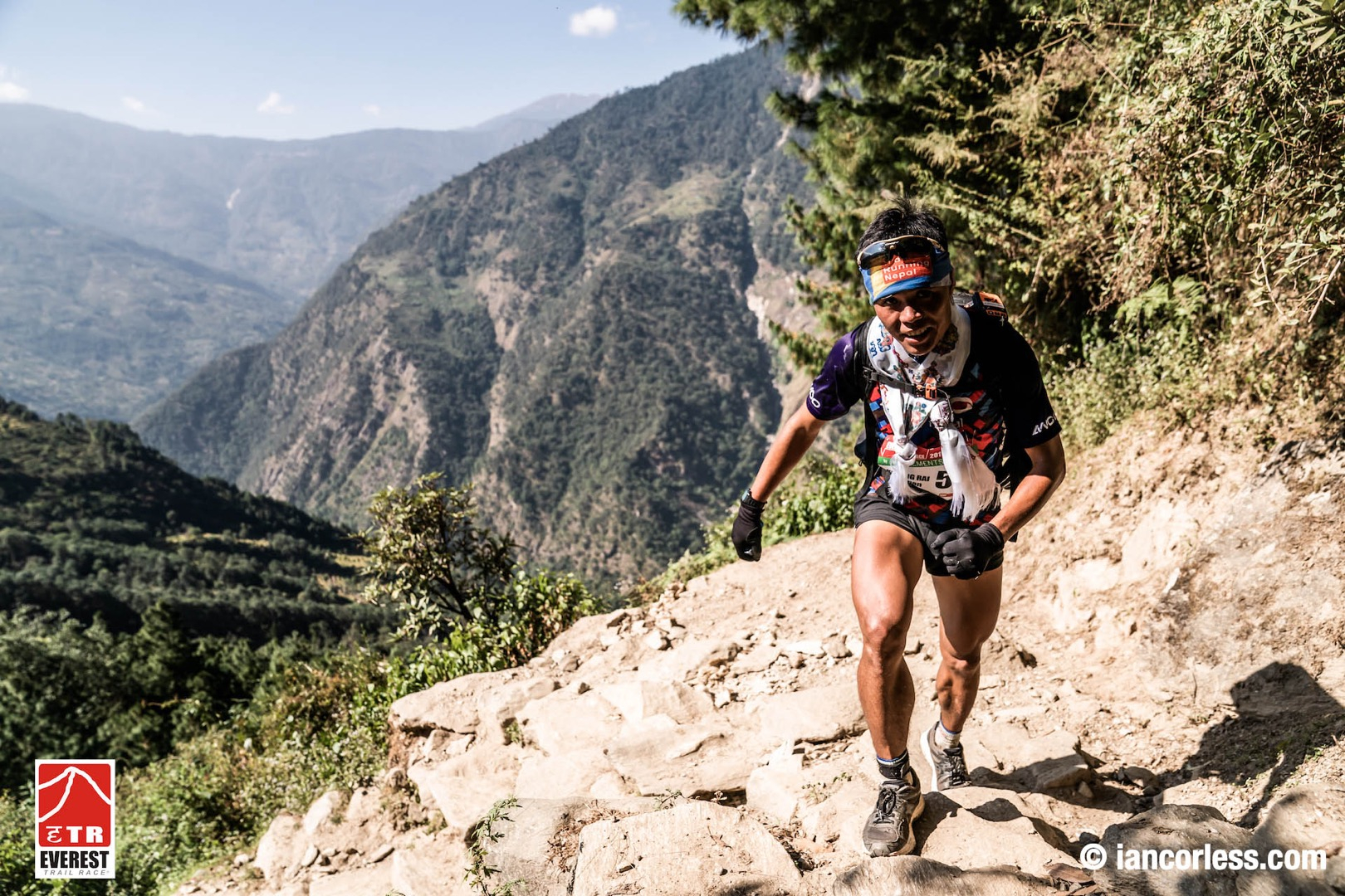 TRAIL RUN Anna Comet y Suman Kukung imparables en la Everest Trail